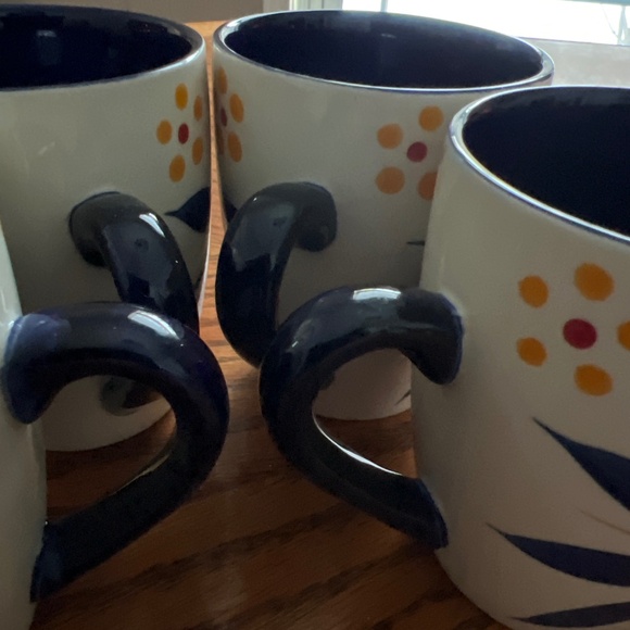 Temptations Old World Vivid Mugs - EUC - Picture 7 of 8